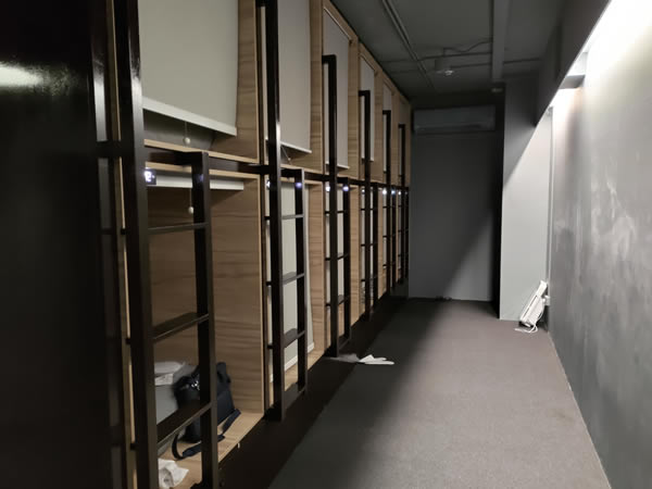シンガポールの安宿「The Pod」