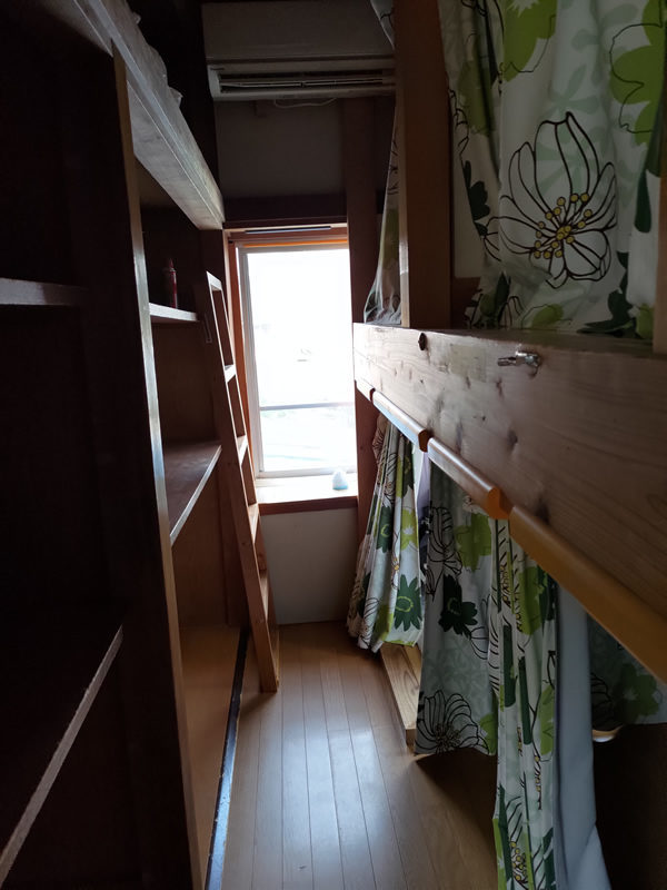 仙台の最安値安宿「宮城ゲストハウス 宿や萩」