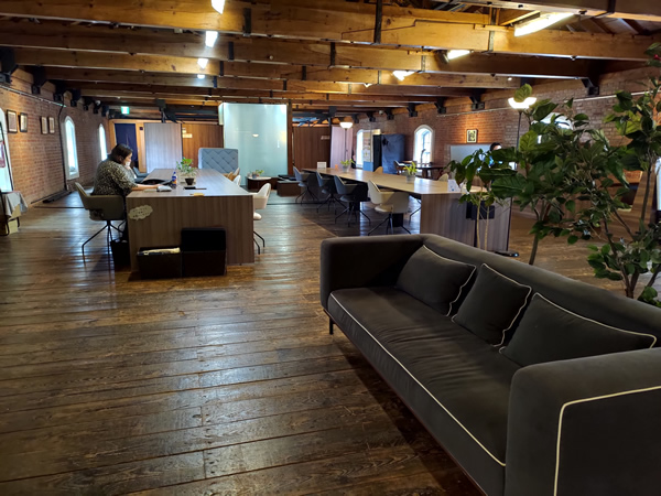 舞鶴のノマドカフェ、コワーキングスペース