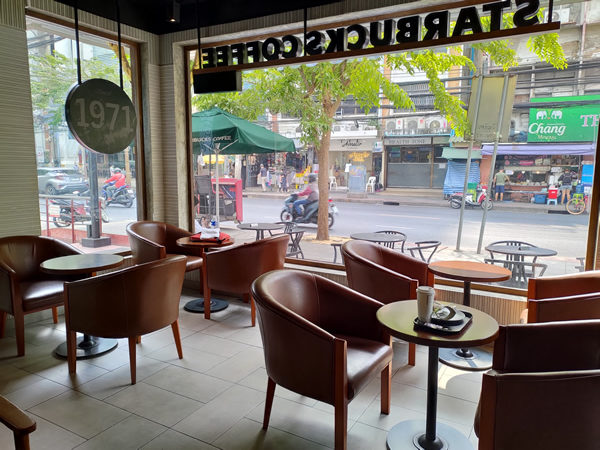 スターバックスatモンティエン