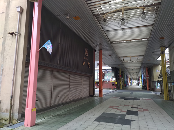 舞鶴のシャッター通り商店街