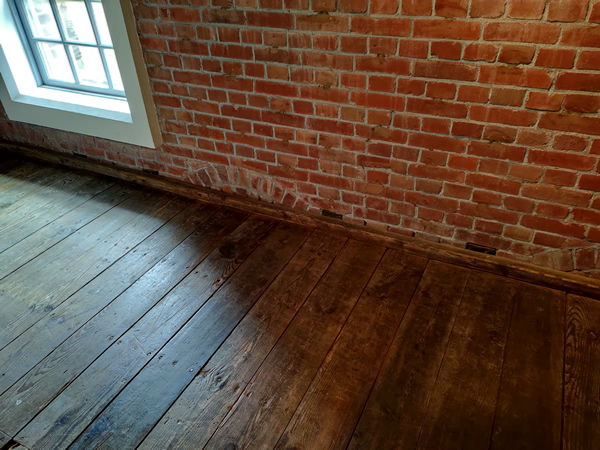 舞鶴のノマドカフェ、コワーキングスペース