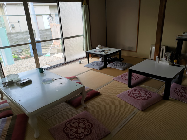 仙台の最安値安宿「宮城ゲストハウス 宿や萩」