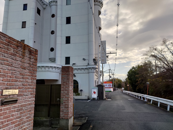 雄琴ソープ街の廃墟