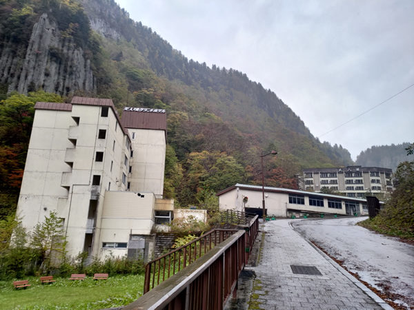 天人峡温泉の廃墟