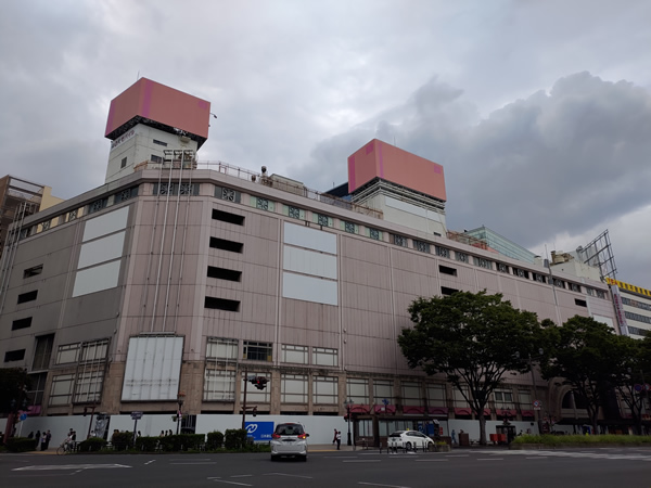 仙台の一等地にあるさくら野百貨店仙台店の廃墟