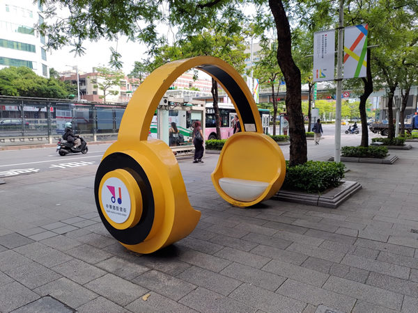 台湾で見かける微妙なマスコット像