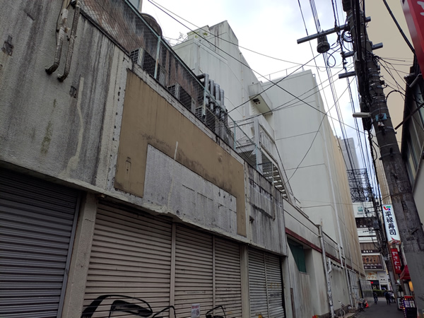 仙台の一等地にあるさくら野百貨店仙台店の廃墟