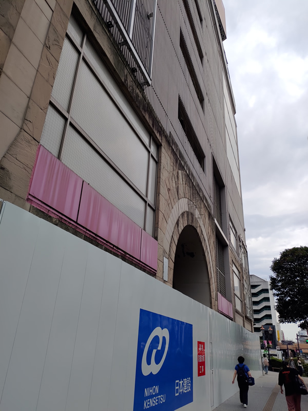 仙台の一等地にあるさくら野百貨店仙台店の廃墟