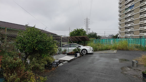大阪の遠里小野にある不法占拠部落と白蛇祠