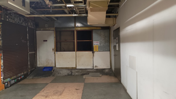 現存する日本最古の地下街、浅草地下街