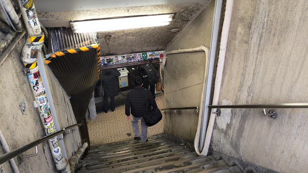 現存する日本最古の地下街、浅草地下街