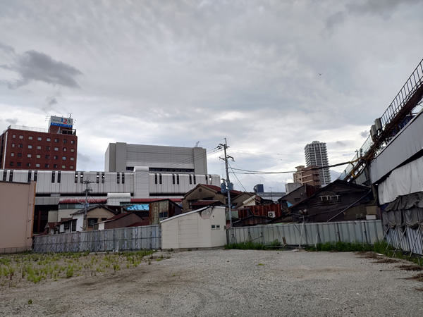 2回の大火災で商店街の半分が焼失した旦過市場